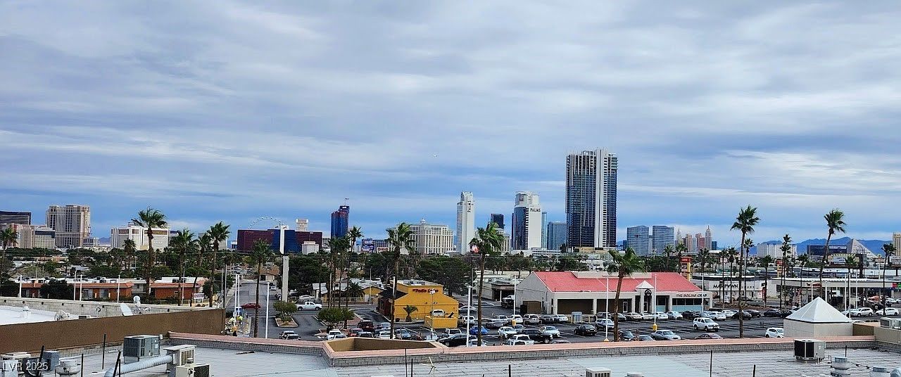 3954 Delos Dr Las Vegas, NV 89103 - Thumbnail 2