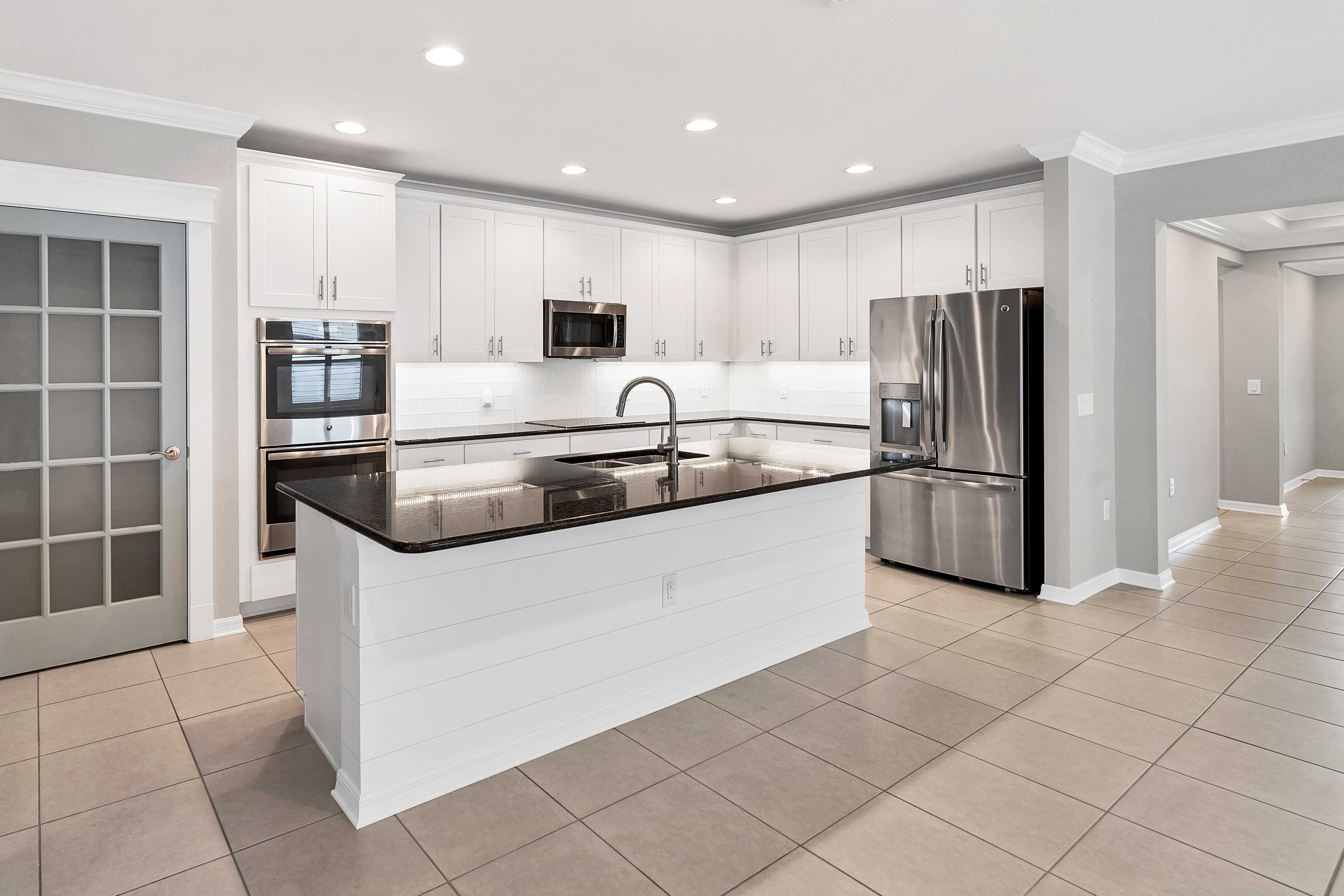 2101 La Palma Avenue, Port Charlotte, FL, 33953 - Thumbnail 5