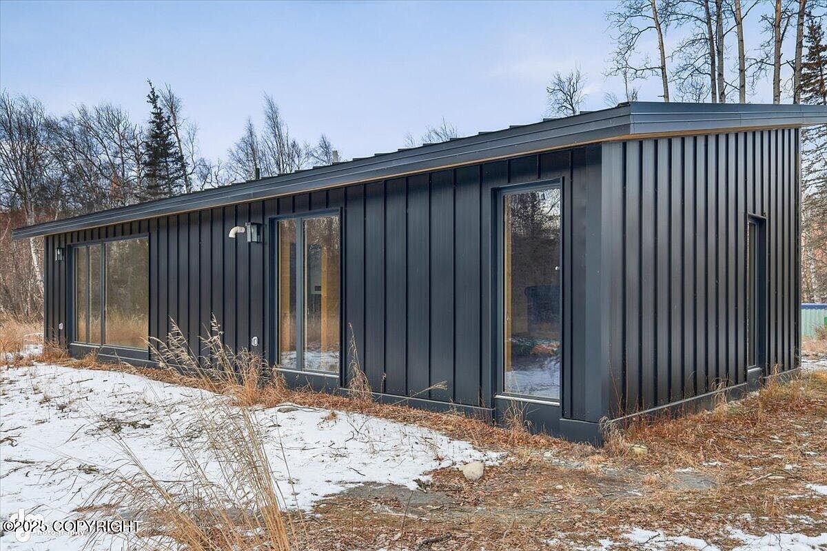 8219 N Vinceland Cir Wasilla, AK 99654 - Thumbnail 2