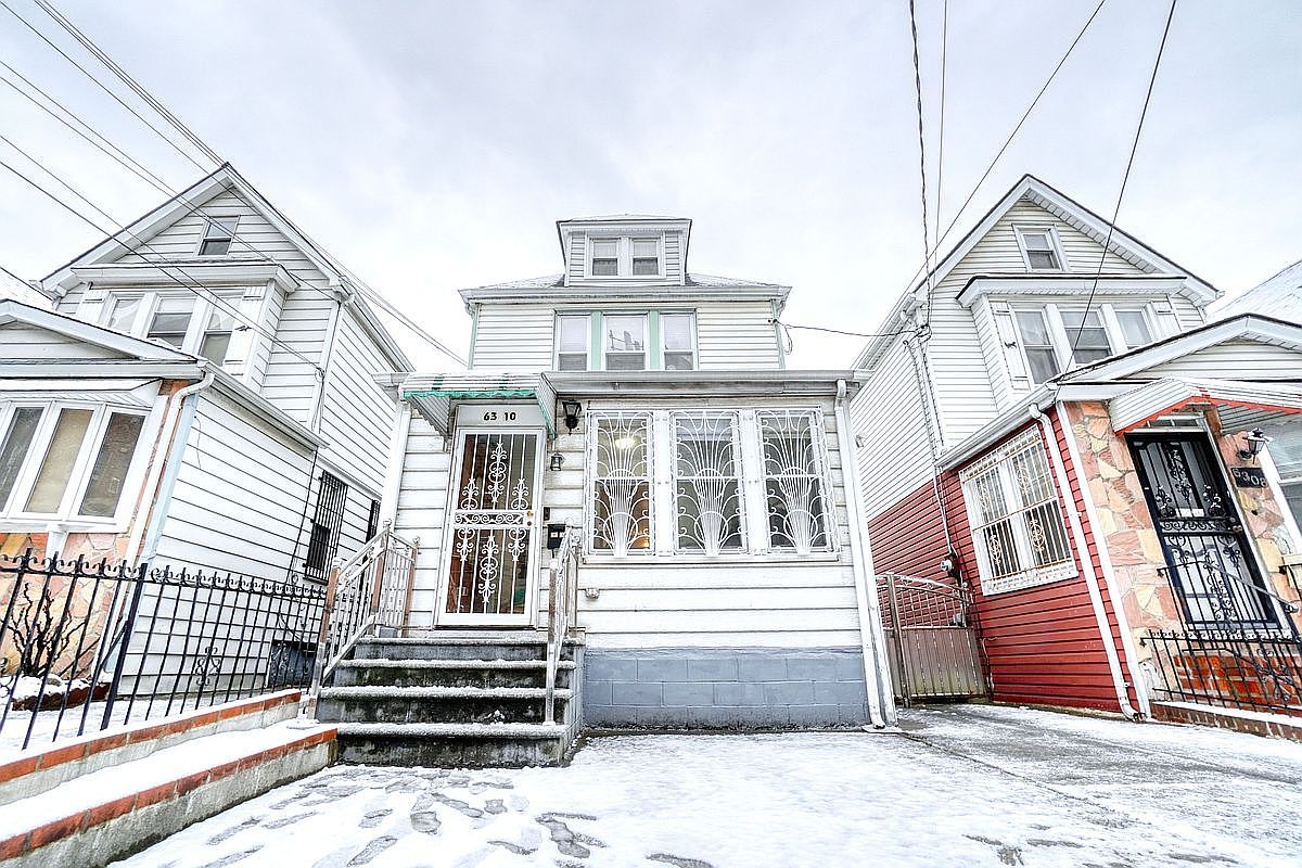 6310 Saunders St Rego Park, NY 11374 - Thumbnail 2