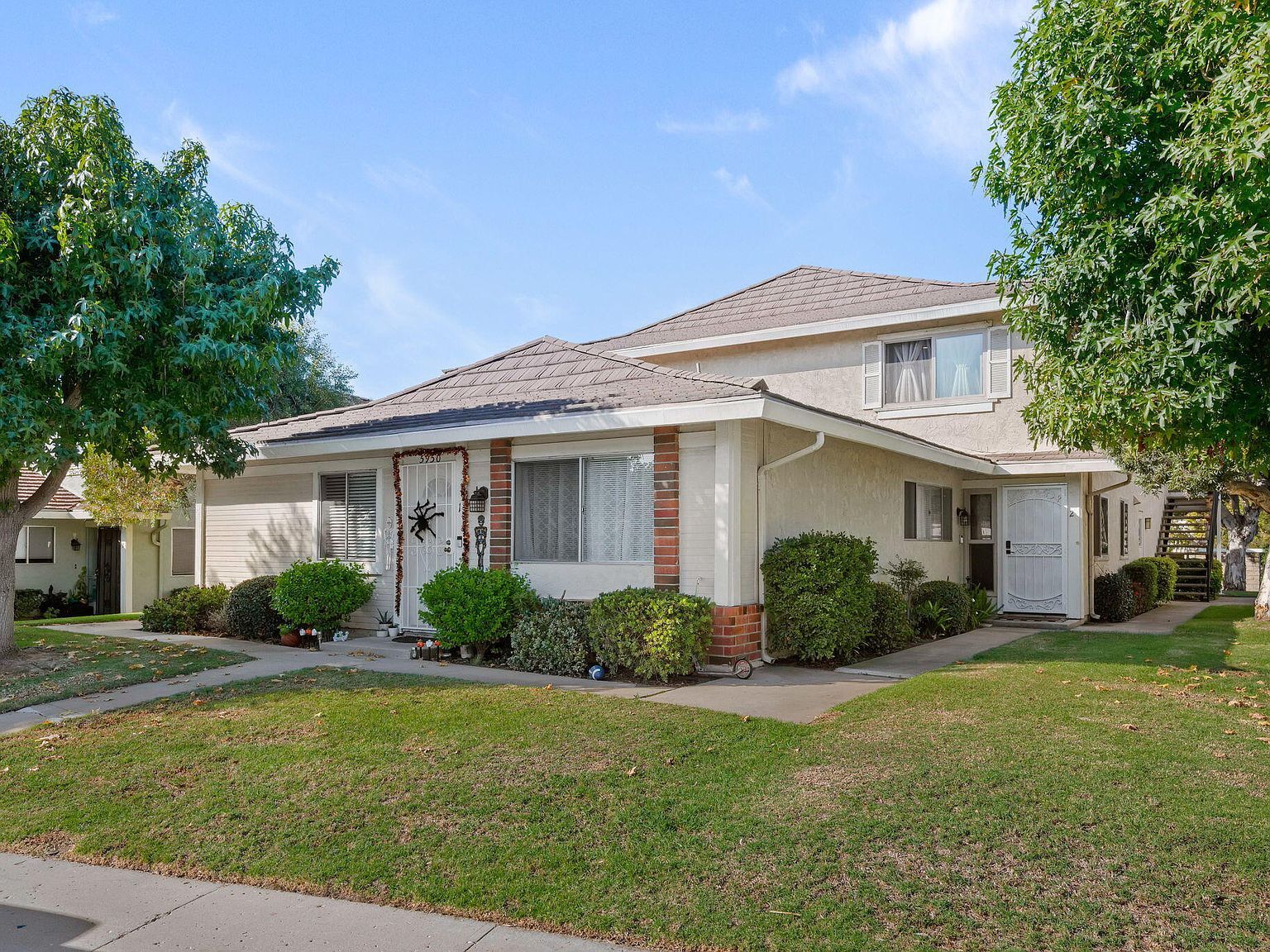 5950 Birch St APT 2 Carpinteria, CA 93013 - Thumbnail 2