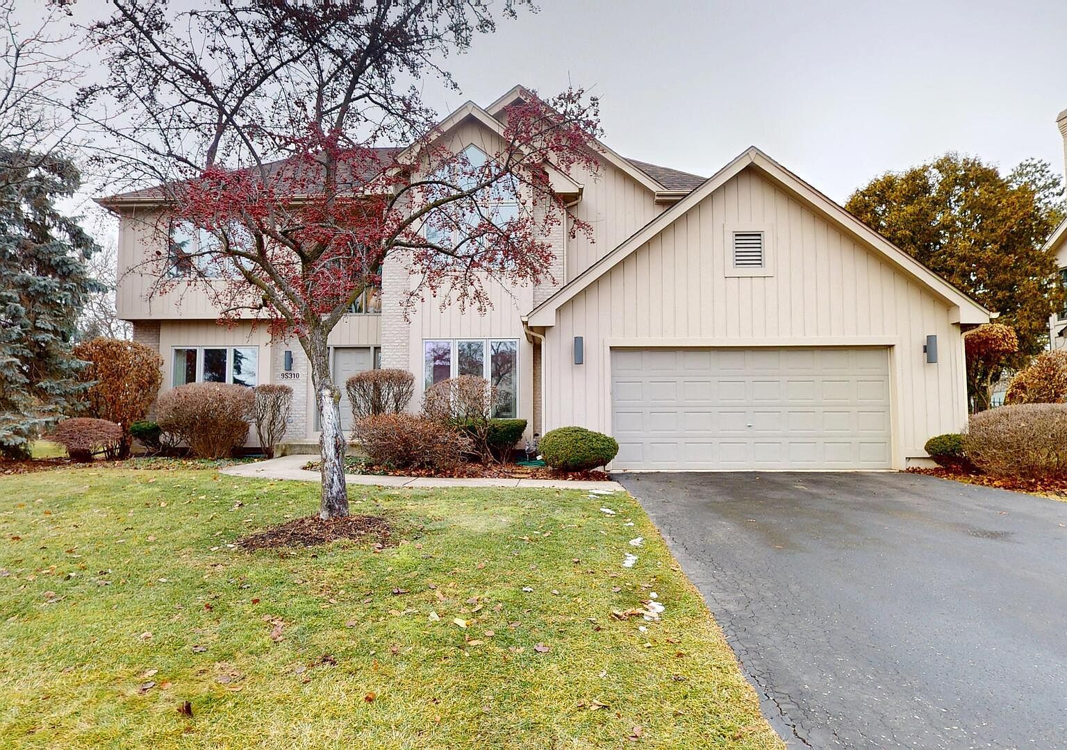 9S310 Woodcreek Pl Downers Grove, IL 60516  | Single Family