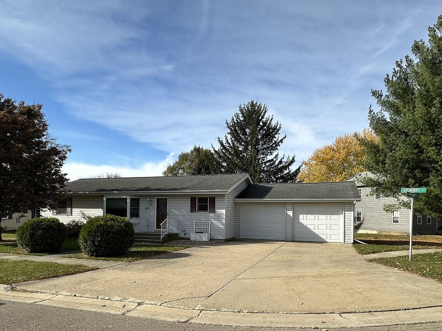 401 Shumway St Lena, IL 61048 - Thumbnail 2