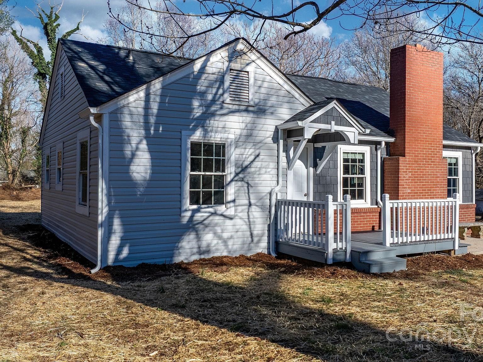 1226 Plaza St NW Lenoir, NC 28645 - Thumbnail 2