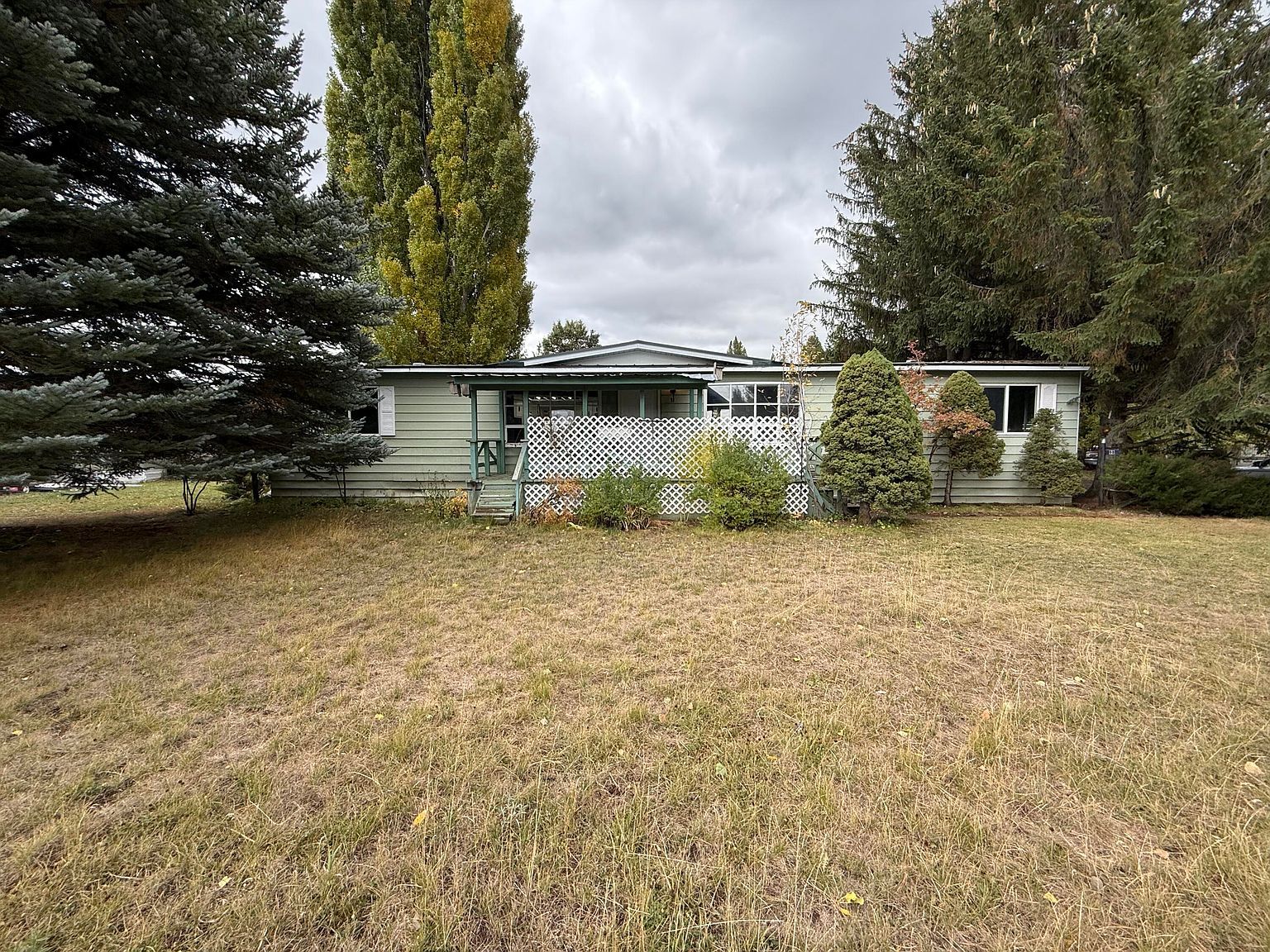 4000 Round Lake Rd SPACE 98 Klamath Falls, OR 97601 - Thumbnail 2