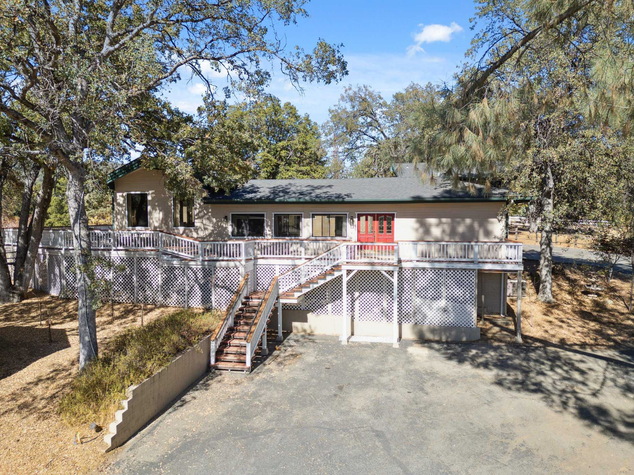 42488 Maples Lane, Oakhurst, CA, USA, 93644  | Single Family