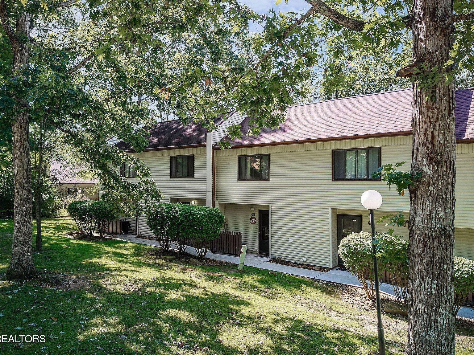 97 Wilshire Heights Dr Fairfield Glade, TN 38558 - Thumbnail 2