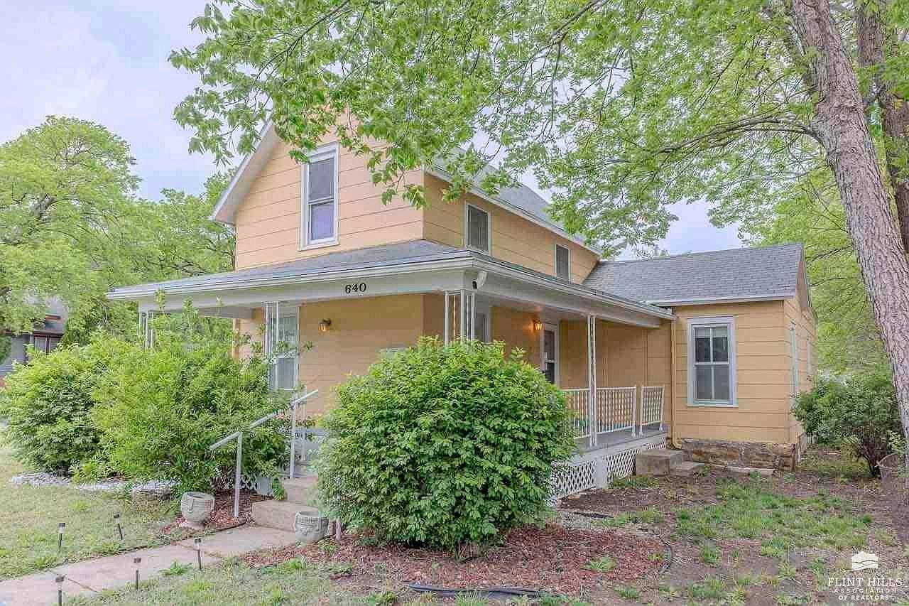 640 W 8th St Junction City, KS 66441 - Thumbnail 2