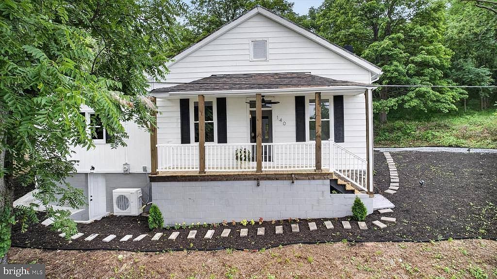 140 Creek Rd Shermans Dale, PA 17090, 17090