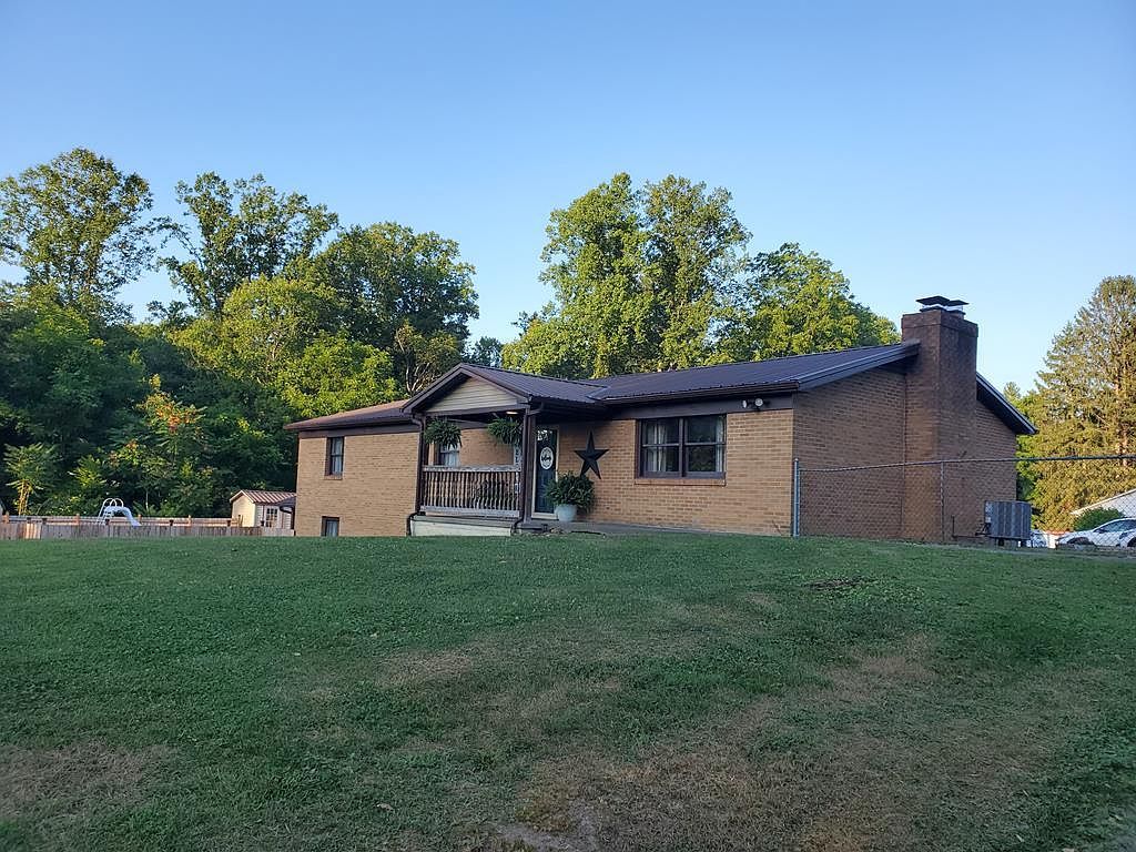 197 Industrial Dr Oak Hill, WV 25901 - Thumbnail 2