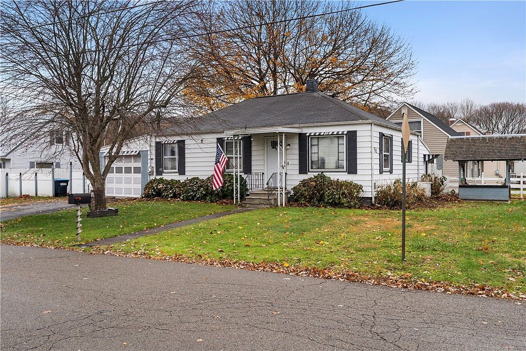 763 Chester St Elmira, NY 14904 - Thumbnail 2