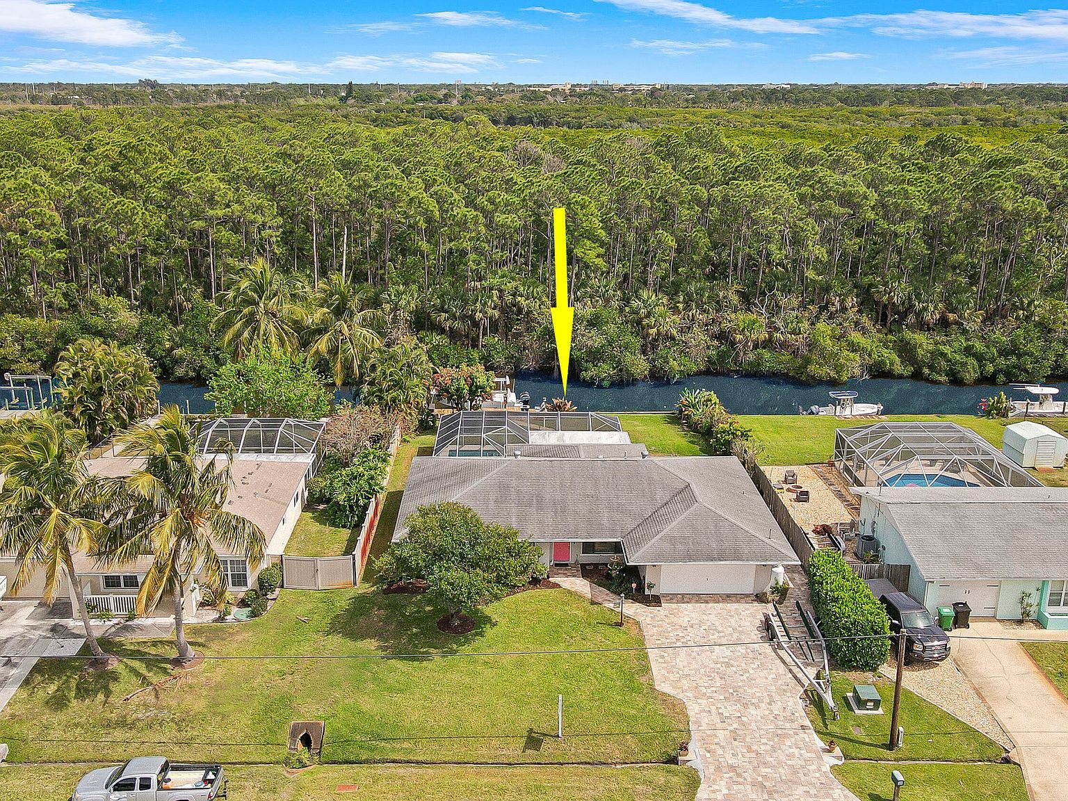 1389 SE Coral Reef St Port Saint Lucie, FL 34983 - Thumbnail 2