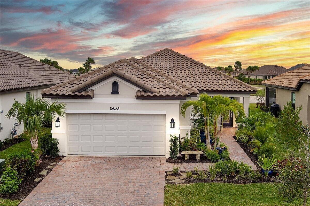 12828 SW Ambra St Port Saint Lucie, FL 34987 - Thumbnail 2