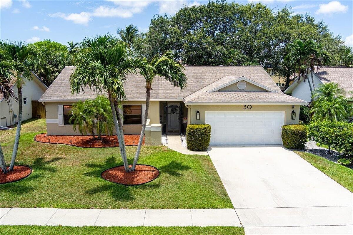 30 Cedar Cir Boynton Beach, FL 33436 - Thumbnail 2
