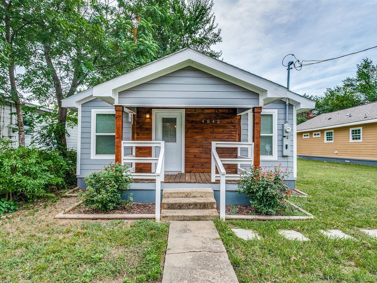 4042 Ladale Dr Dallas, TX 75212 - Thumbnail 2