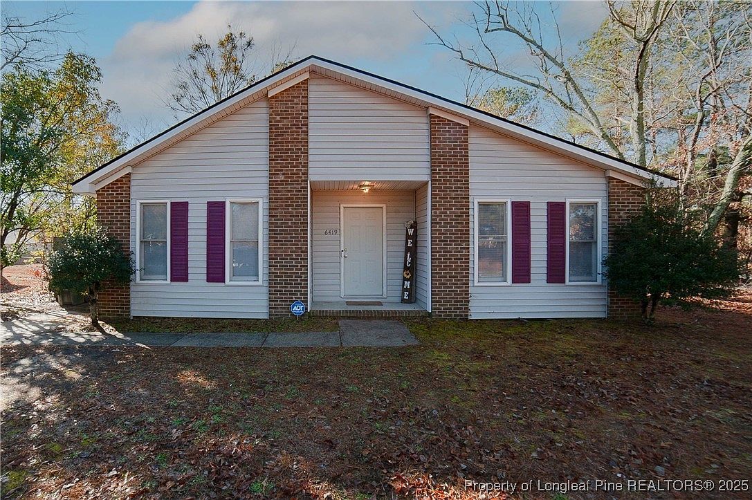 6419 Riegelwood St Fayetteville, NC 28314 - Thumbnail 2