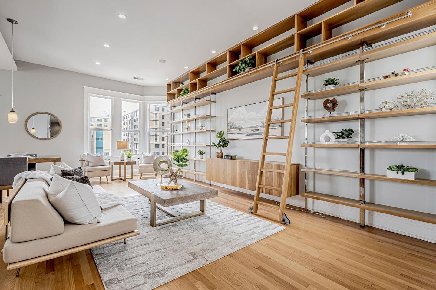 473 S Van Ness Ave San Francisco, CA 94103 - Thumbnail 2