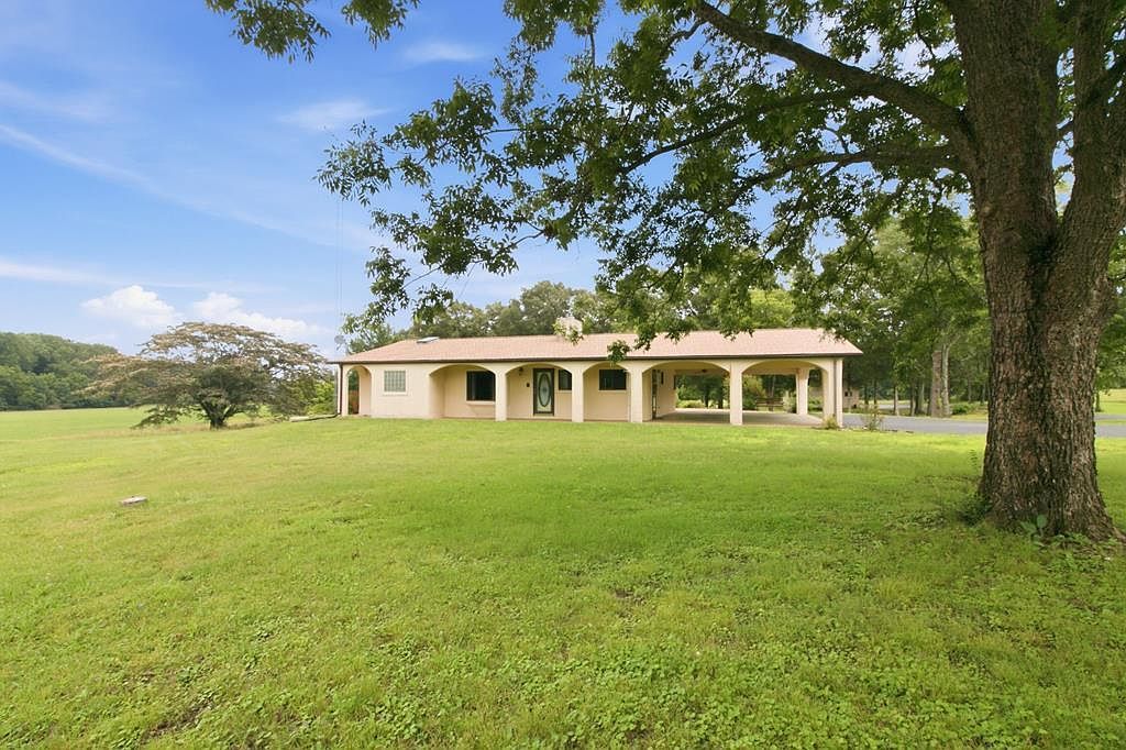 380 McIntosh Rd Paris, TN 38242, 38242