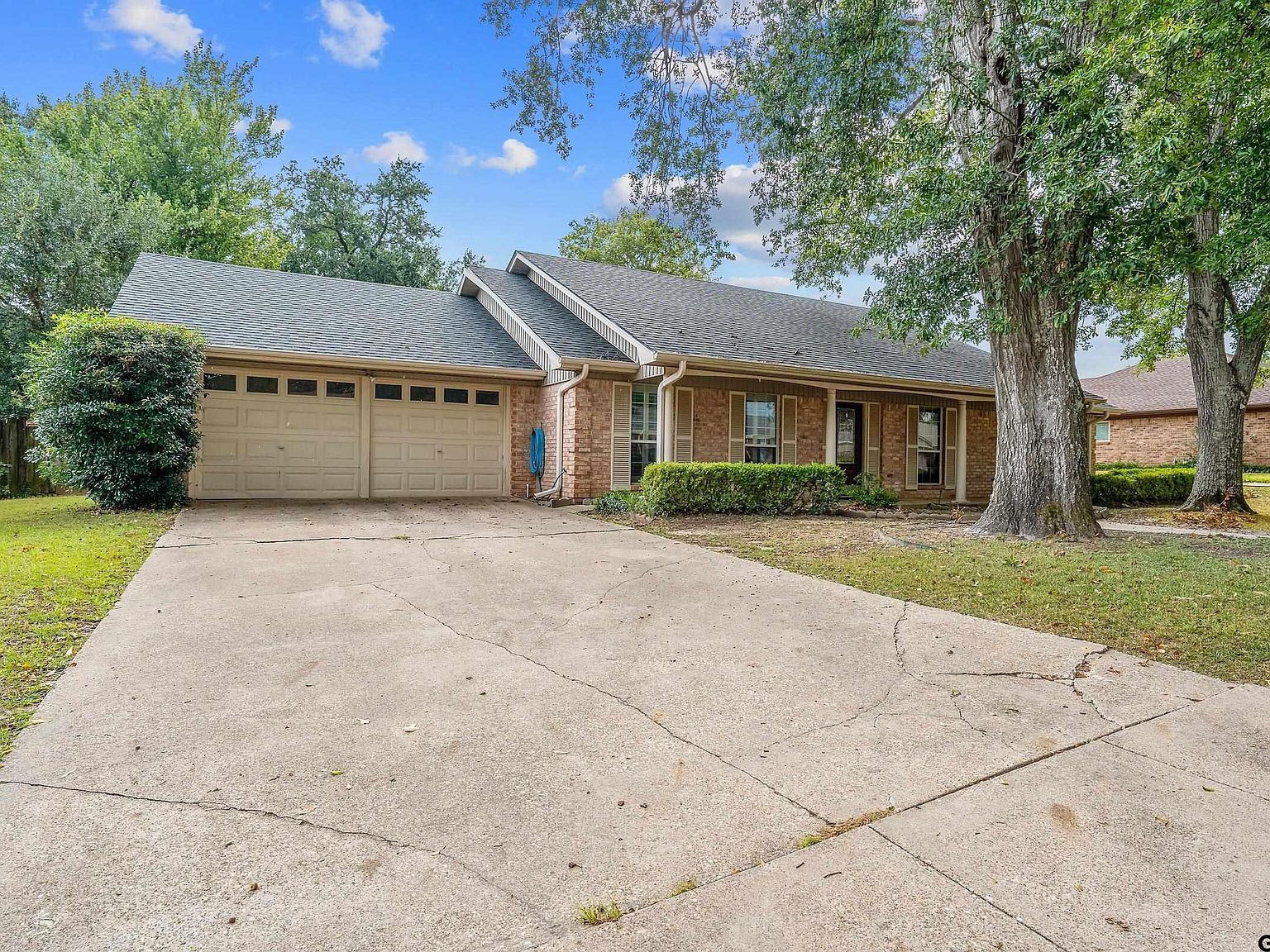 608 Top Hill Dr Tyler, TX 75703 - Thumbnail 2