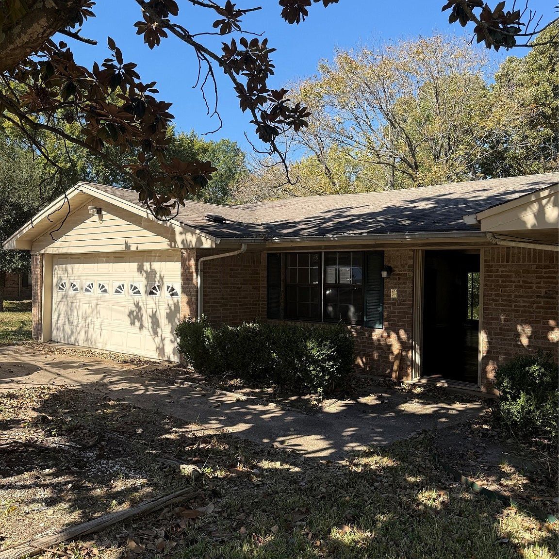 1311 Forrest Dr Canton, TX 75103 - Thumbnail 2