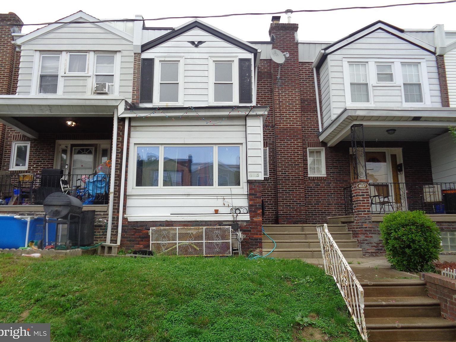 4635 Kraydor St Philadelphia, PA 19136 - Thumbnail 2