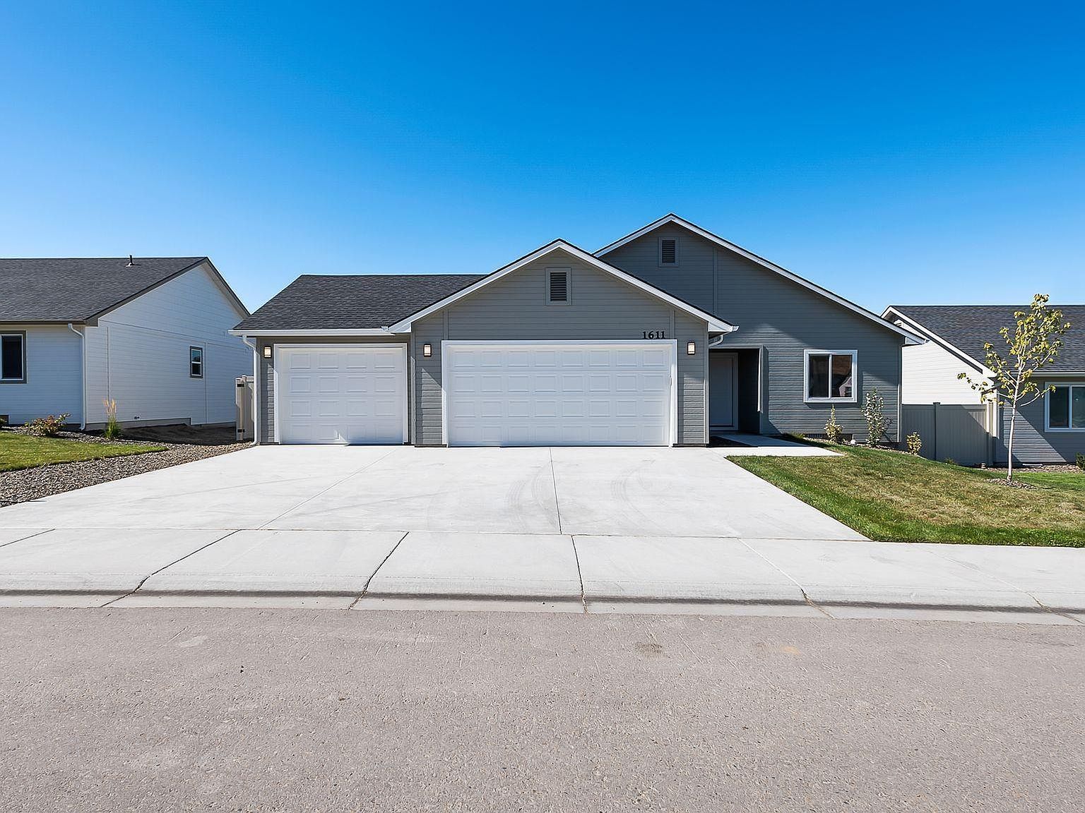 1611 Regency Way Emmett, ID 83617 - Thumbnail 2