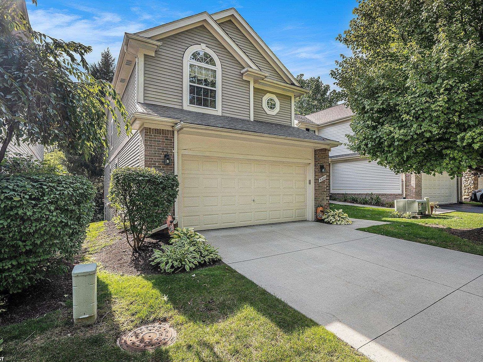 5336 Forest Ridge Dr Clarkston, MI 48346 - Thumbnail 2