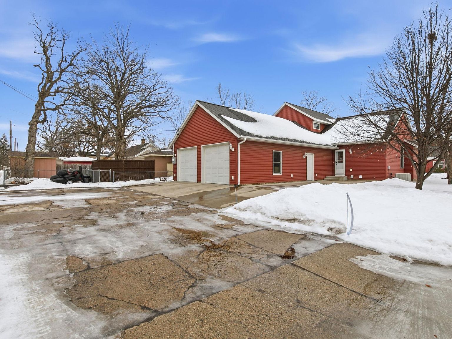 1403 8th Ave N Saint Cloud, MN 56303 - Thumbnail 2