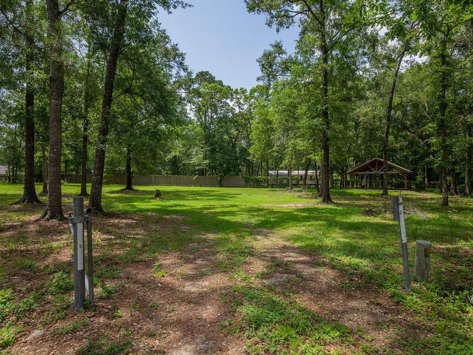 Royal Cir Cleveland, TX 77328 - Thumbnail 2