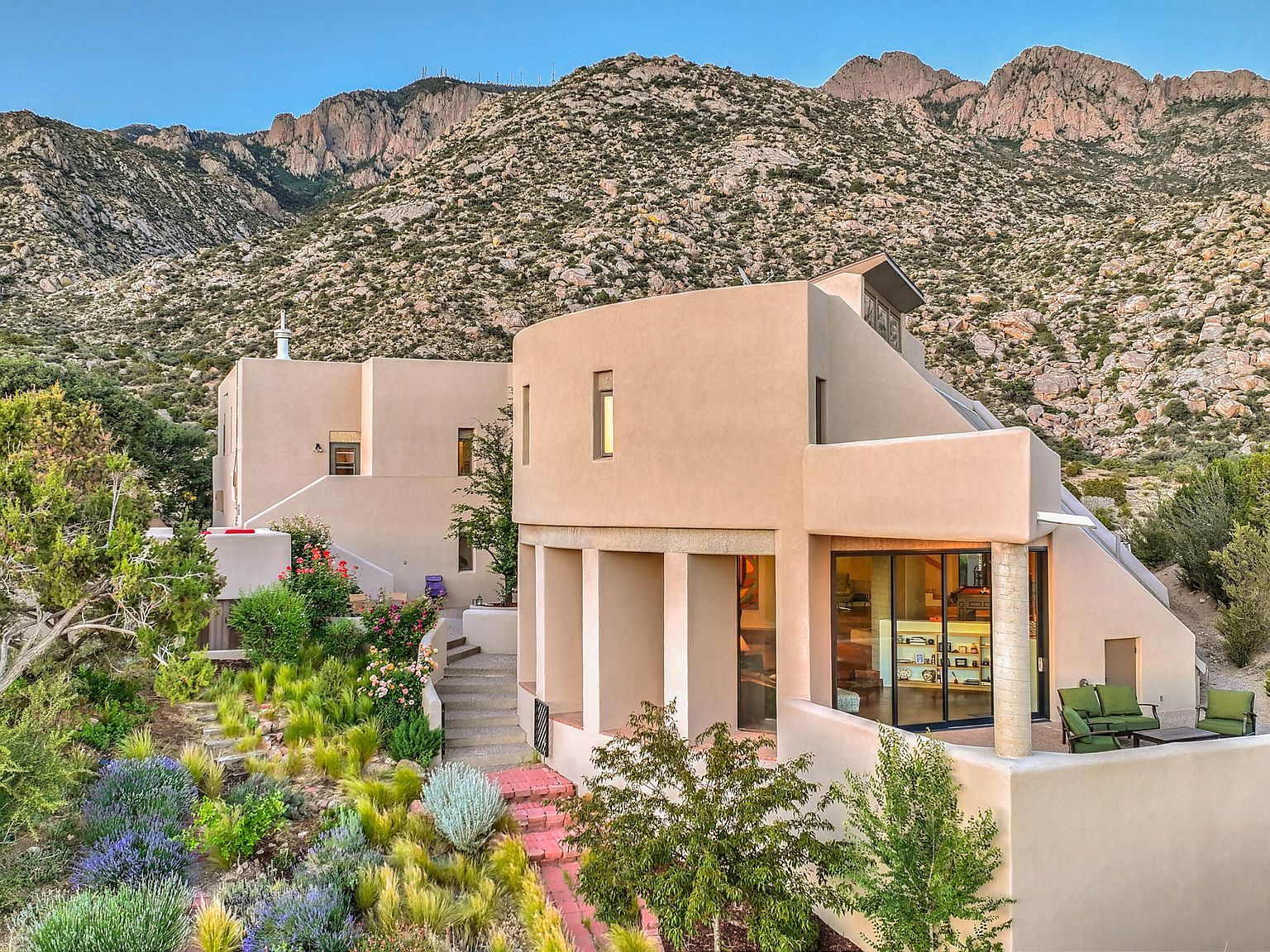 250 Spring Creek Pl NE Albuquerque, NM 87122 - Thumbnail 2