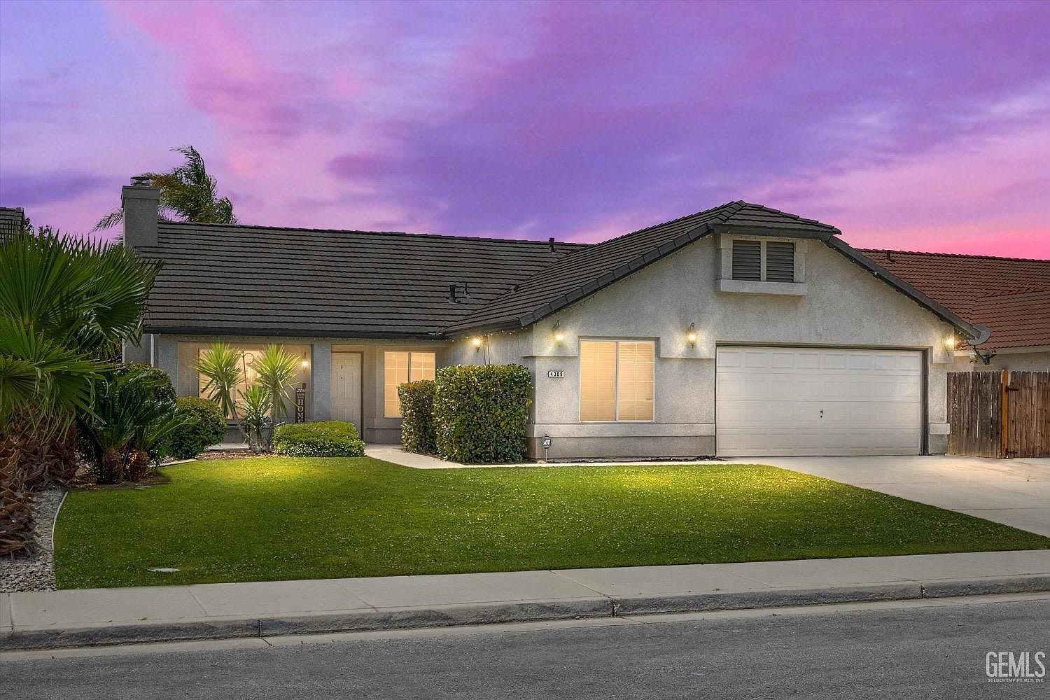 4309 Polo Pony Ln Bakersfield, CA 93312 - Thumbnail 2