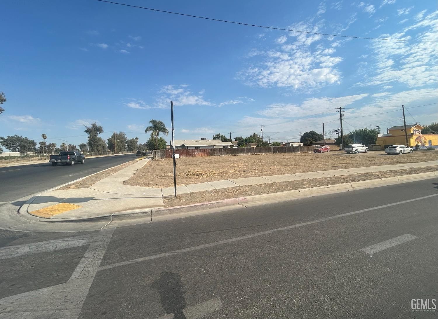 601 11th Ave Delano, CA 93215 - Thumbnail 2