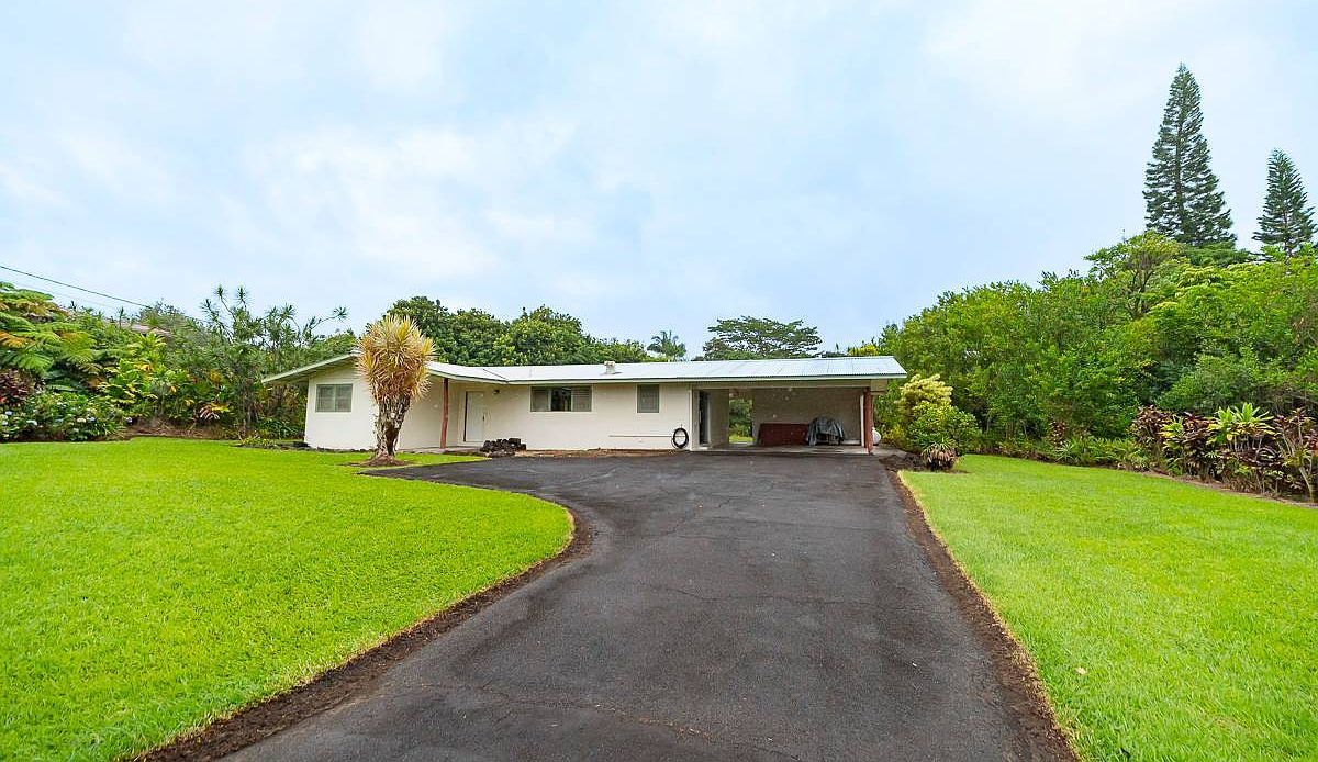 1186 W Kawailani St Hilo, HI 96720 - Thumbnail 2