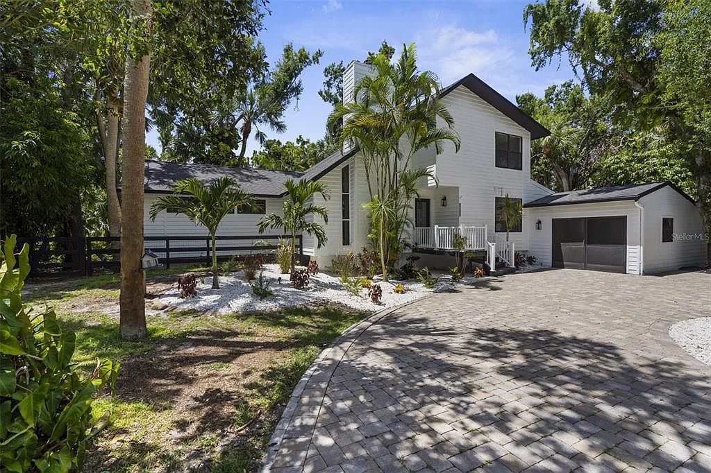 1702 Spoonbill Dr Nokomis, FL 34275 - Thumbnail 2