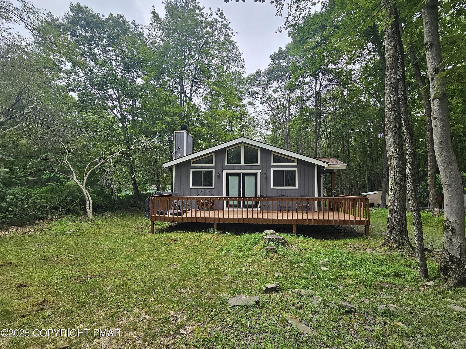 1513 Lake Ln Pocono Lake, PA 18347 - Thumbnail 2