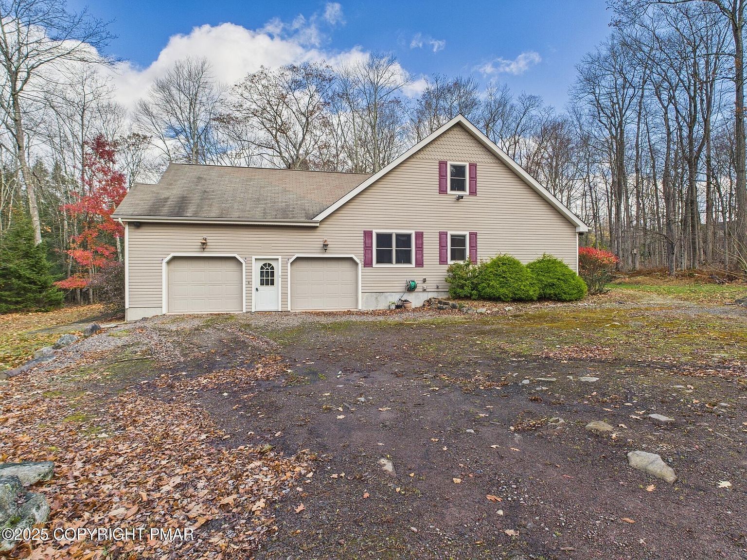 1286 Blackberry Rd Pocono Lake, PA 18347 - Thumbnail 2