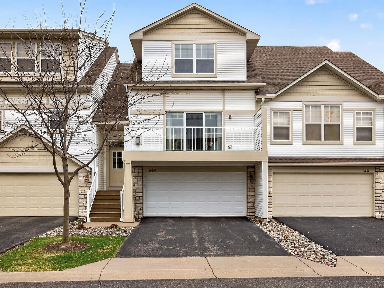 10859 Kingsfield Ln Woodbury, MN 55129  | New build