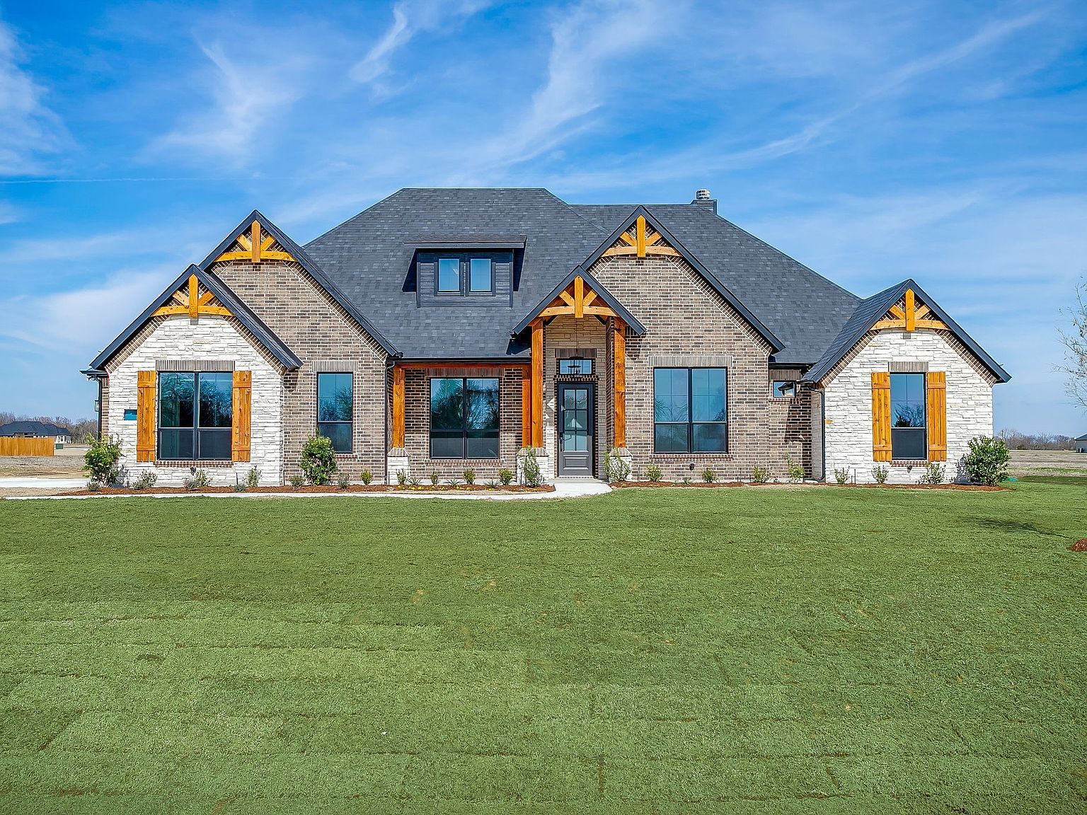 310 Waterfall Ranch Rd Waxahachie, TX 75167 - Thumbnail 2