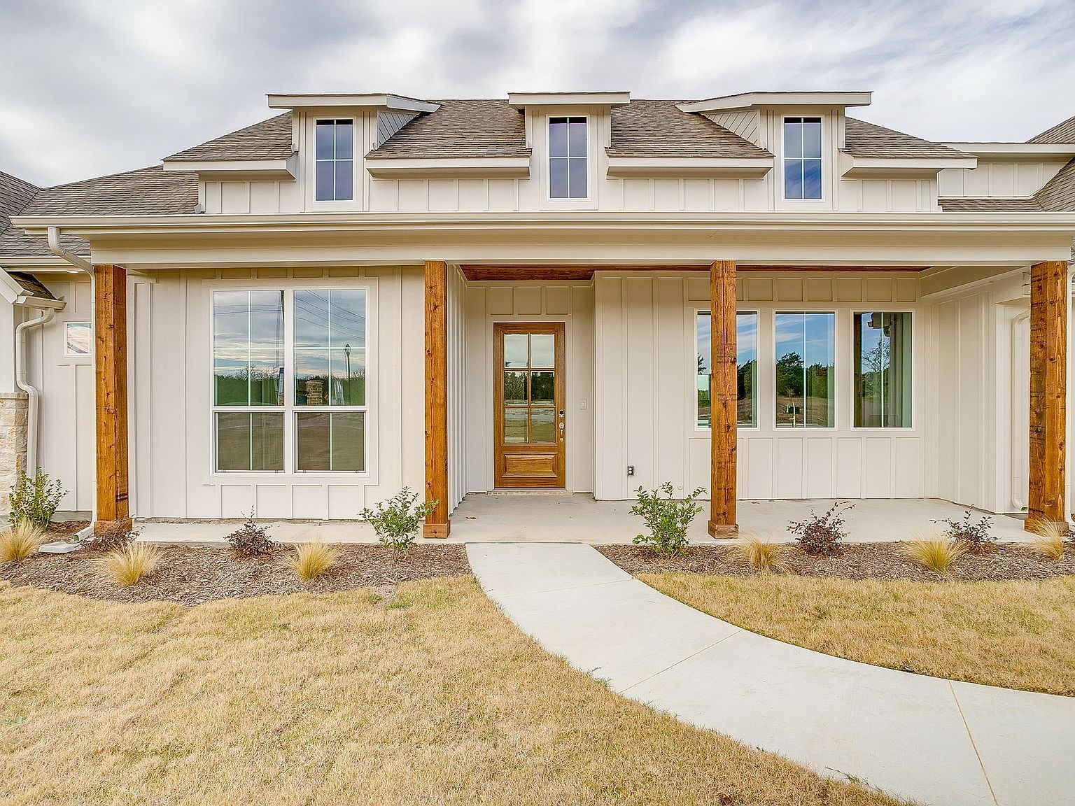 1311 Carroll Moran Trl Midlothian, TX 76065 - Thumbnail 2