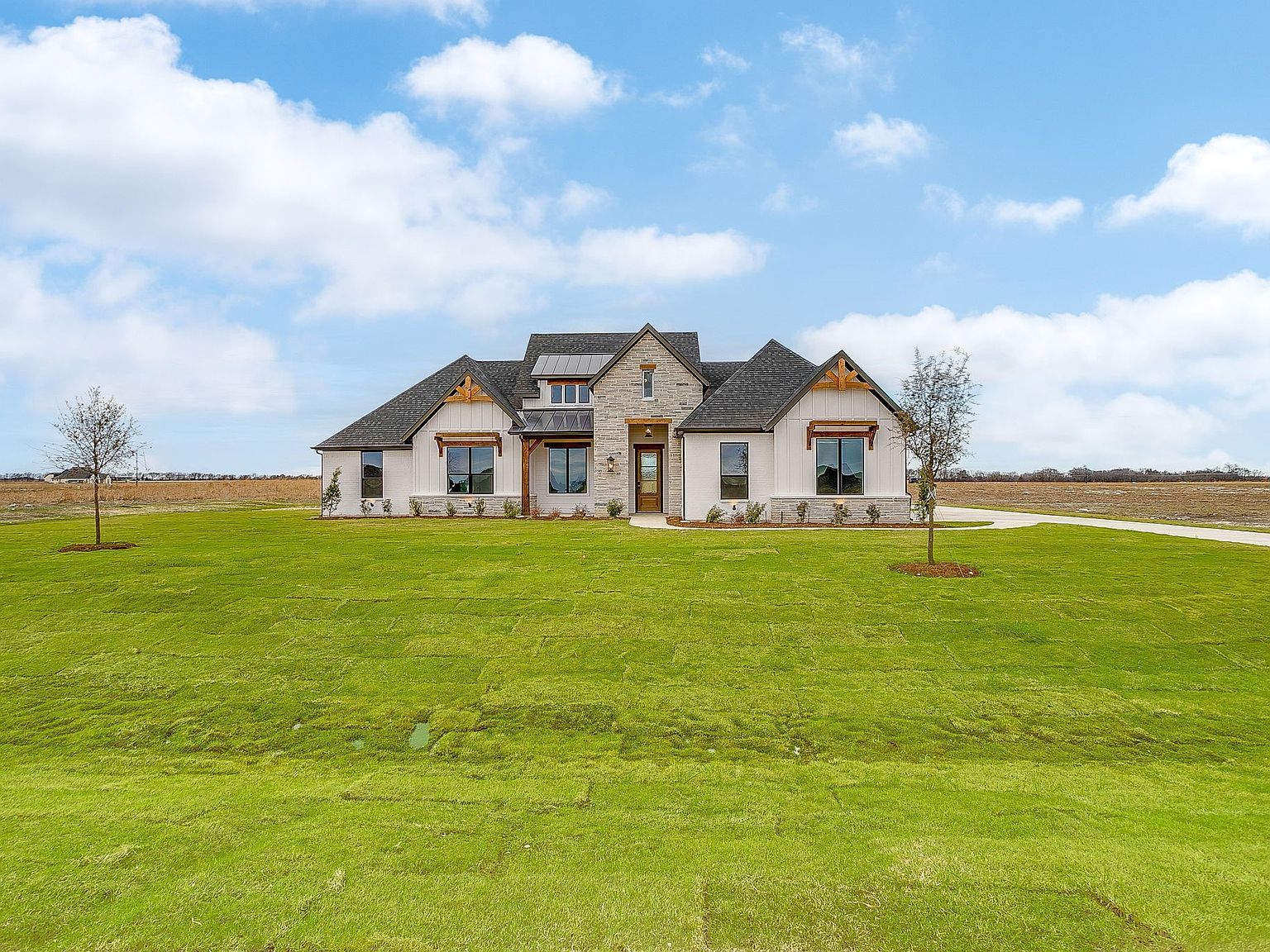 136 Garden Dr Waxahachie, TX 75165 - Thumbnail 2