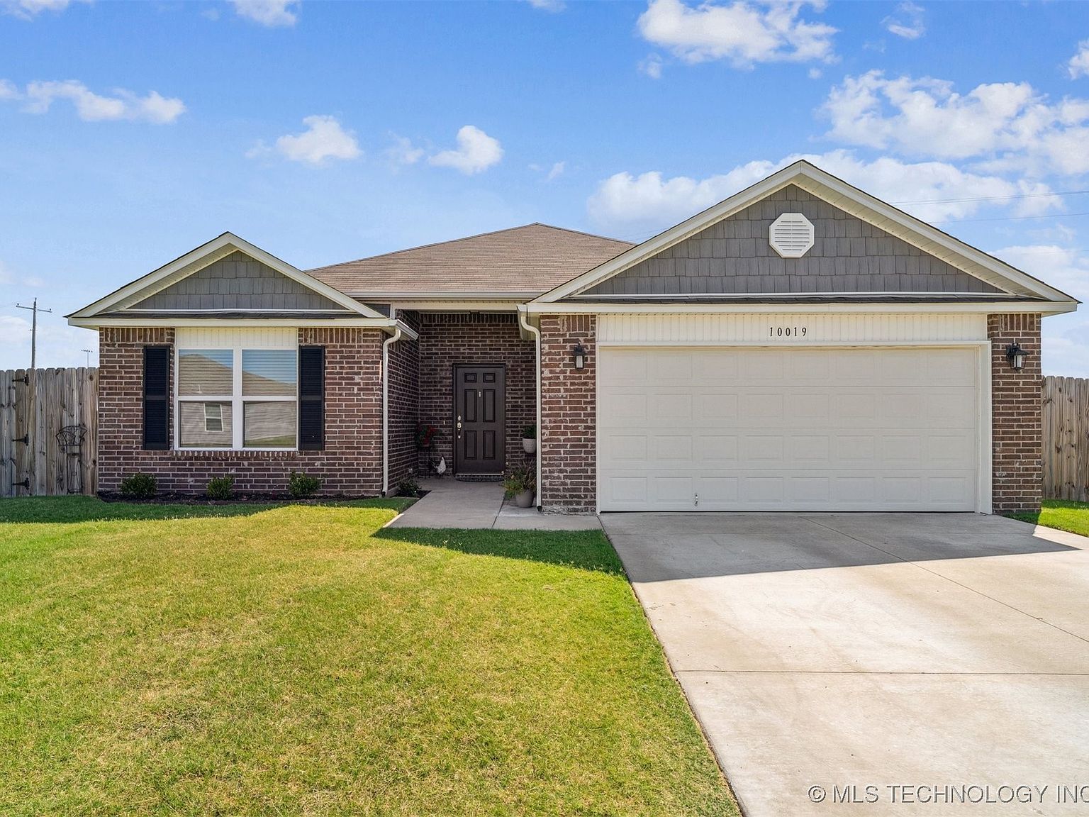 10019 E 107th Pl N Owasso, OK 74055 - Thumbnail 2