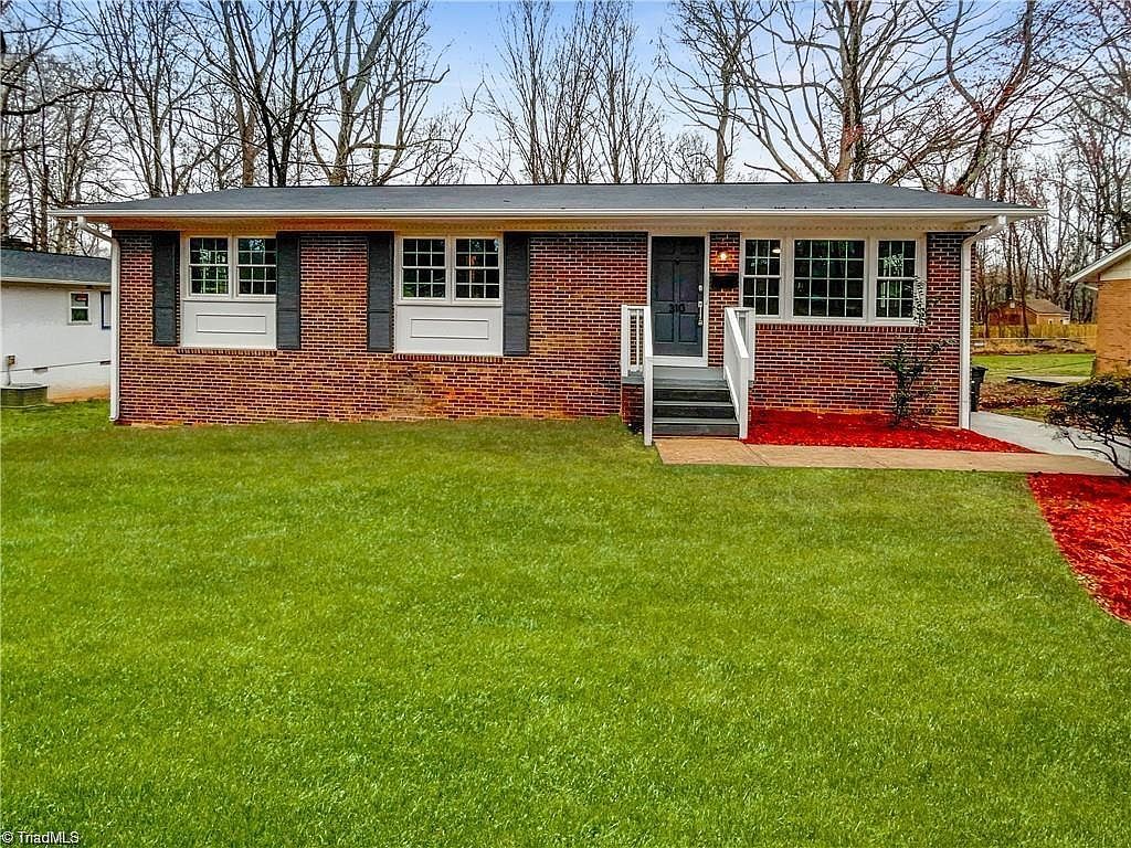 310 Foxcroft Dr Winston Salem, NC 27103 - Thumbnail 2