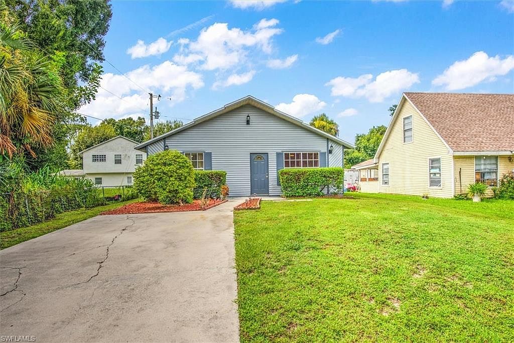 509 Capitol St North Fort Myers, FL 33903 - Thumbnail 2