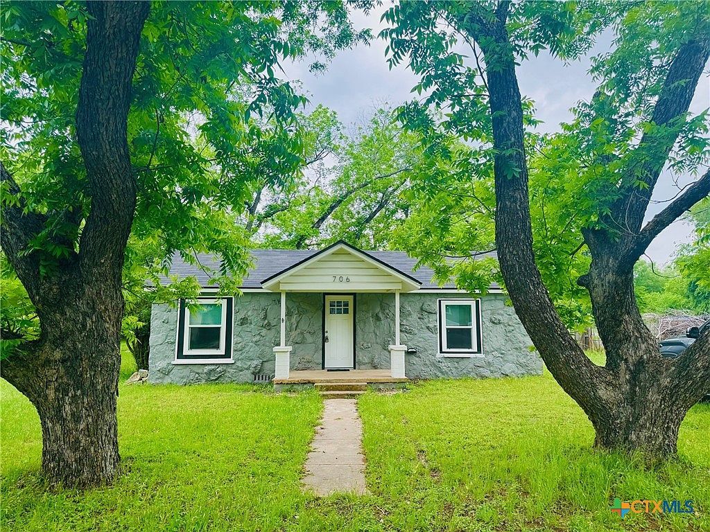 706 Golf Course Rd Gatesville, TX 76528 - Thumbnail 2