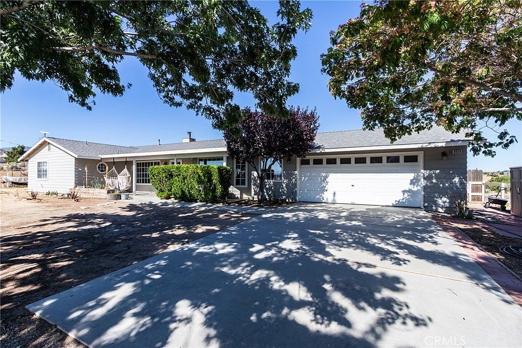 8650 Cowberry Rd Phelan, CA 92371, 92371