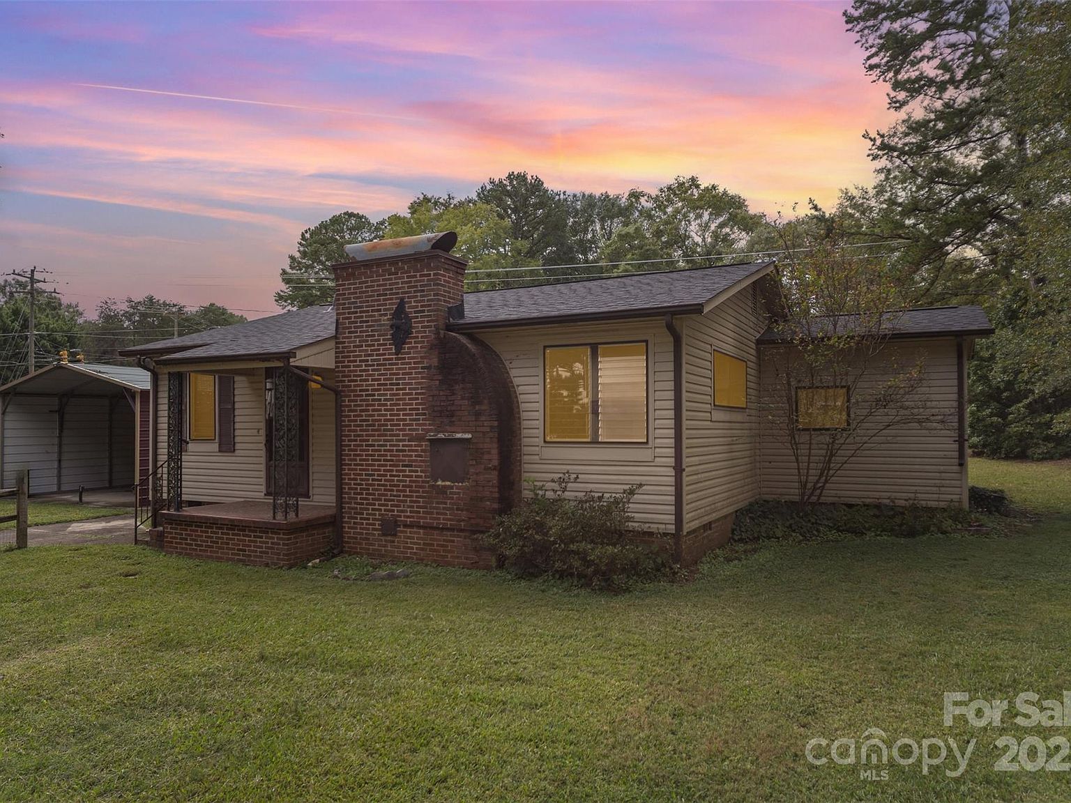 5208 Hickory Grove Rd Mount Holly, NC 28120 - Thumbnail 2