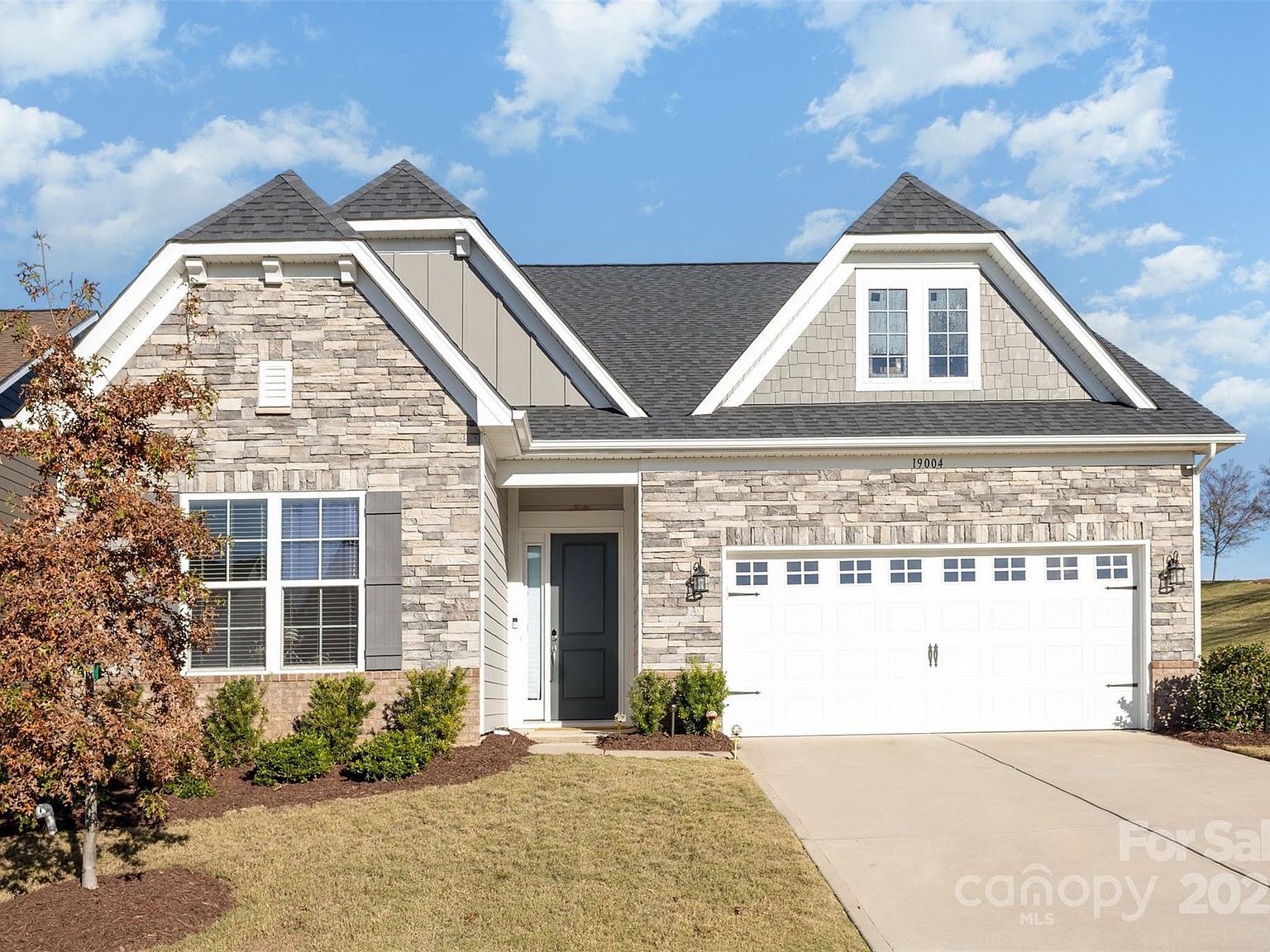 19004 Dry Narrows Way Charlotte, NC 28278 - Thumbnail 2