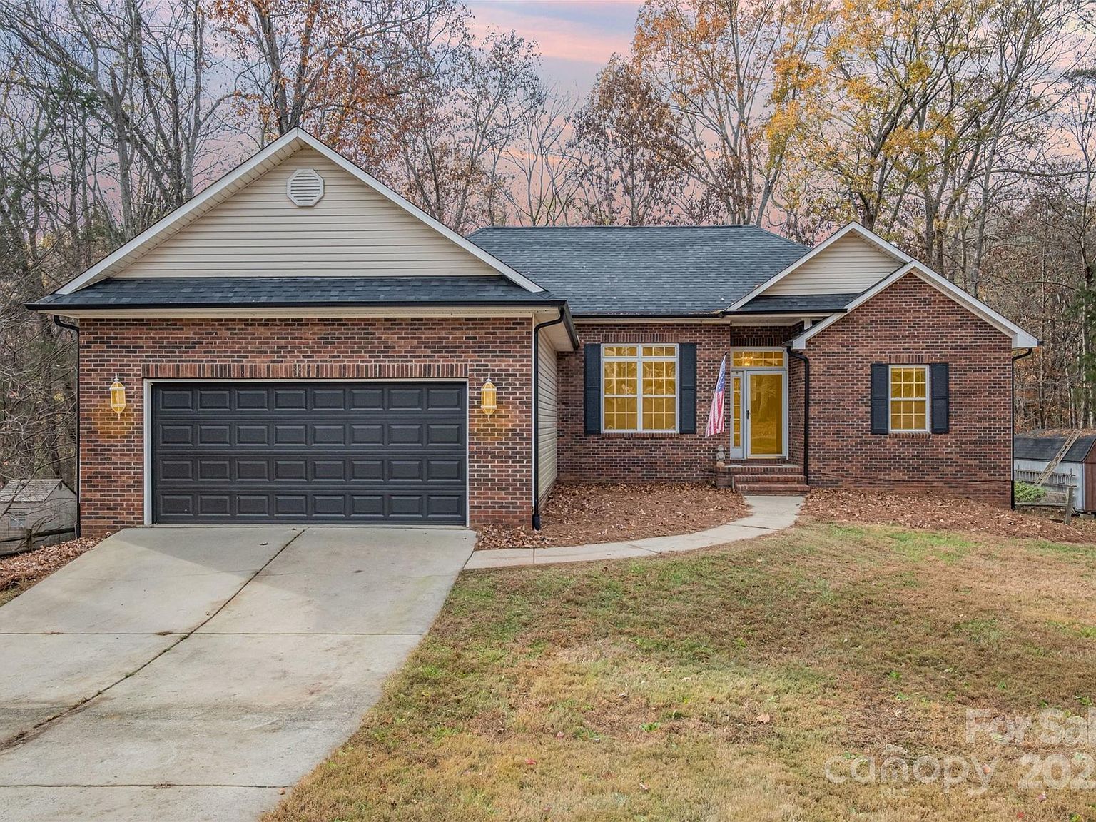 8814 Oldenburg Dr Mount Pleasant, NC 28124 - Thumbnail 2