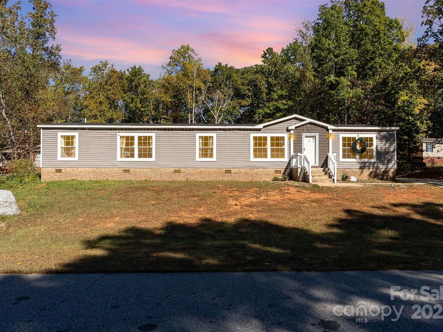 5843 Dachshund St Iron Station, NC 28080 - Thumbnail 2