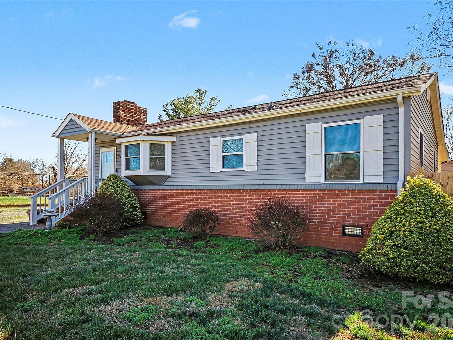 410 E Indiana Ave Bessemer City, NC 28016 - Thumbnail 2